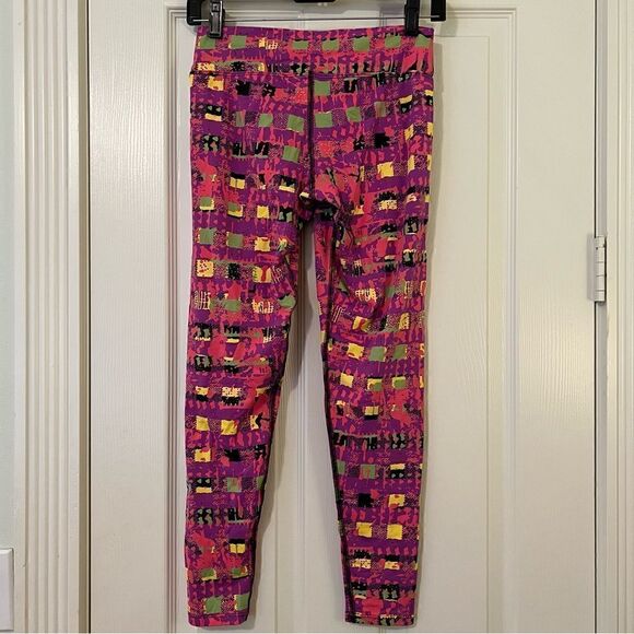 Donajo Pink Geometric Fit Wear Exercise Yoga Leggings - Picture 2 of 5